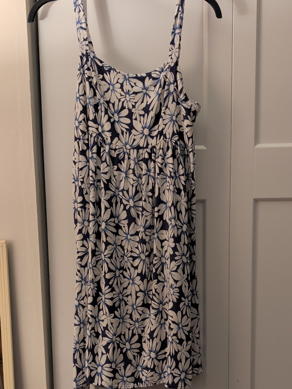 Rewind Navy and White Floral Midi Dress